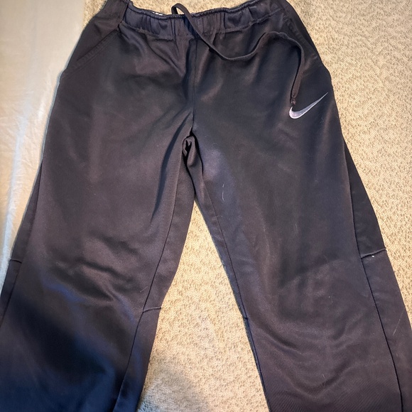 Nike sweatpants - Picture 1 of 1